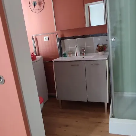 Au Jjr Apartment Chalons en Champagne Exterior photo